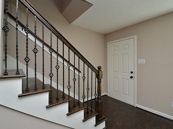 4th image of 10266 Briar Forest Dr #24