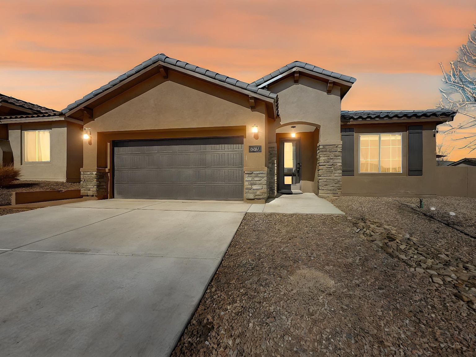 サカン｜ peak 6267 Bryce Canyon Ln NE, Rio Rancho, NM 87144 | Zillow