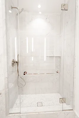 Rented by Bond New York | media 22