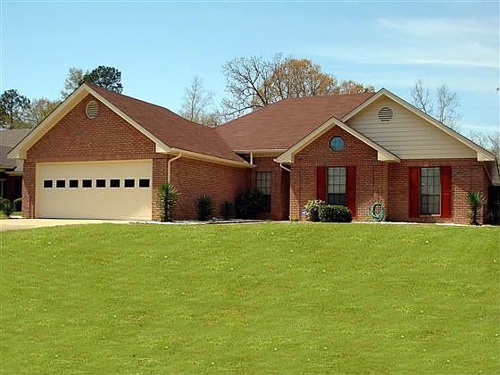 2nd image of 880 Running Brook Dr
