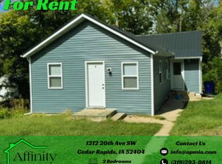 1212 20th Ave SW, Cedar Rapids, IA 52404