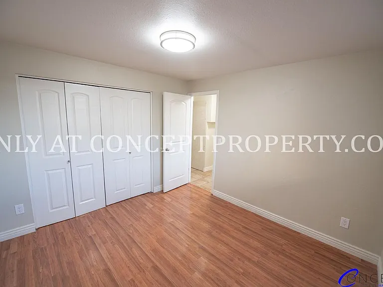 100 S Orchard Dr — Photo 51