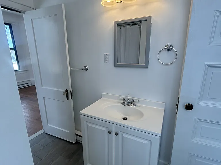 Full Renovated Bathroom