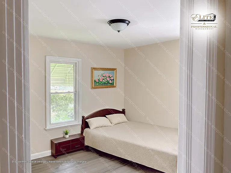 710 Huron St — Photo 9