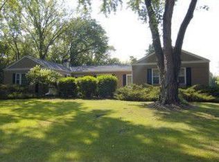 27603 W Cuba Rd, Barrington, IL 60010