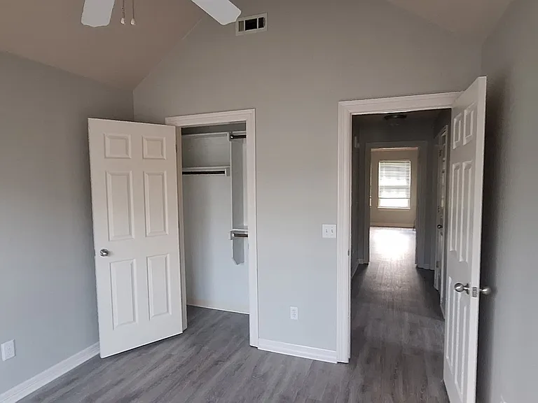 616 Highland Ct — Photo 8