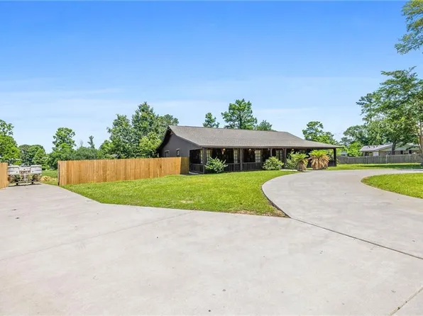 20671 Buns Ln, Springfield, LA 70462