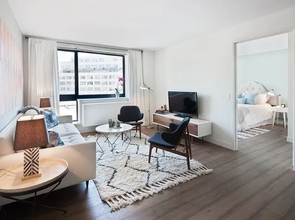 2614 Jackson Ave APT 14F, Long Island City, NY 11101
