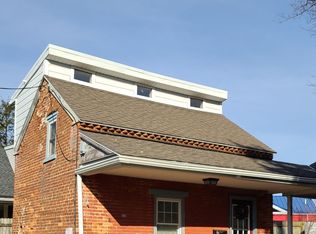 202 N Main St #4, Manheim, PA 17545