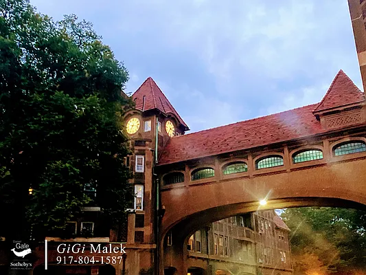 Sold by Daniel Gale Sotheby's International Realty | media 17