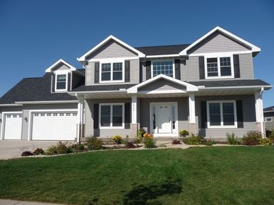 504 Lavern Ridge Rd, Mount Horeb, WI, 53572