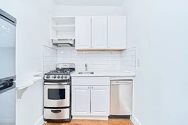 Rented by Living New York