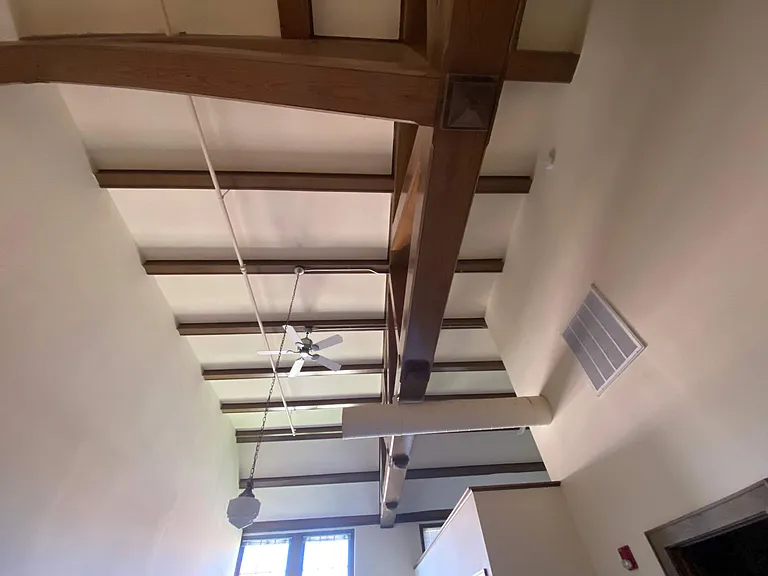 East High Apartments — Photo 28