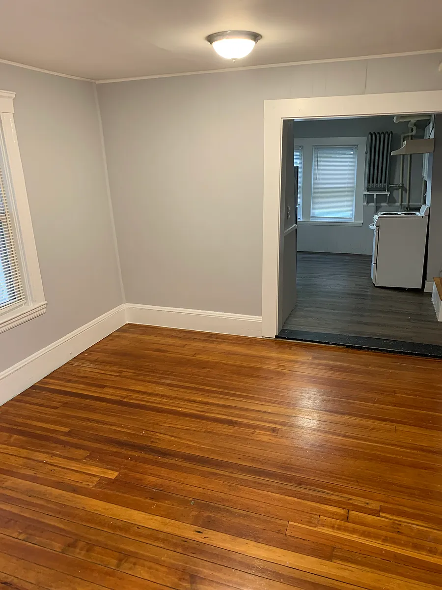 Building Photo - 143 Campbell Ave #1