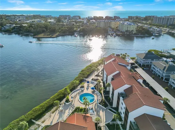 1646 Stickney Point Rd APT 101, Sarasota, FL 34231