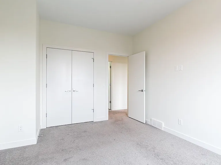 2438 29th Ave SW — Photo 30