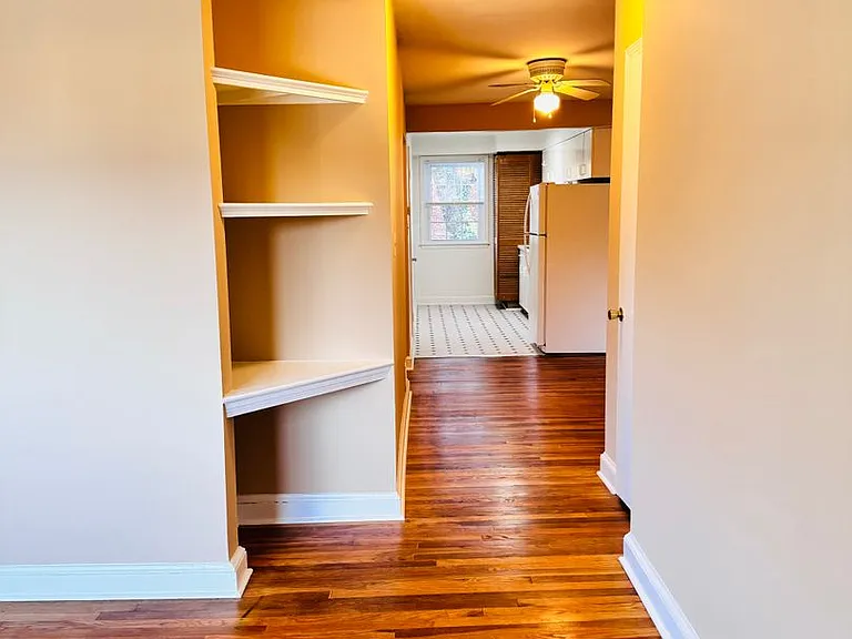 8805 Plymouth St — Photo 13