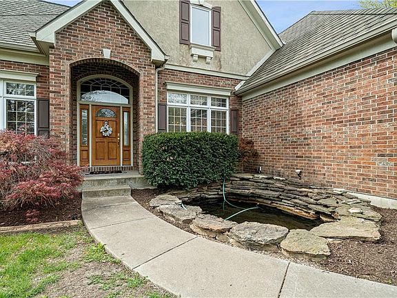 3rd image of 4617 W 138th St