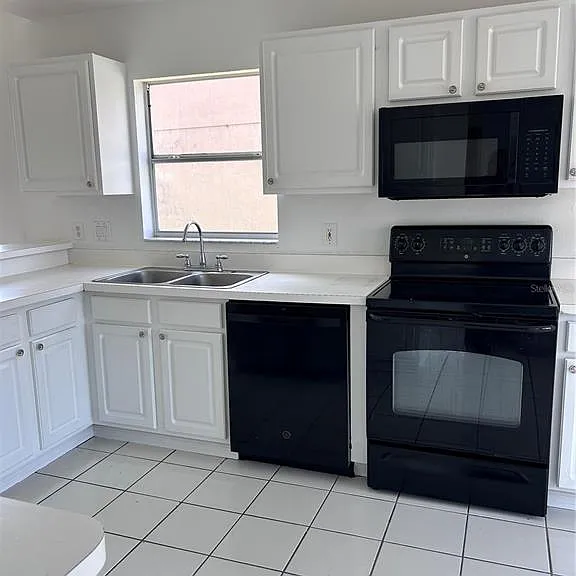 2608 Spring Hill Dr — Photo 18
