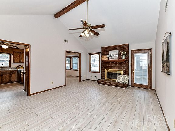 2nd image of 1805 Tufnell Ct