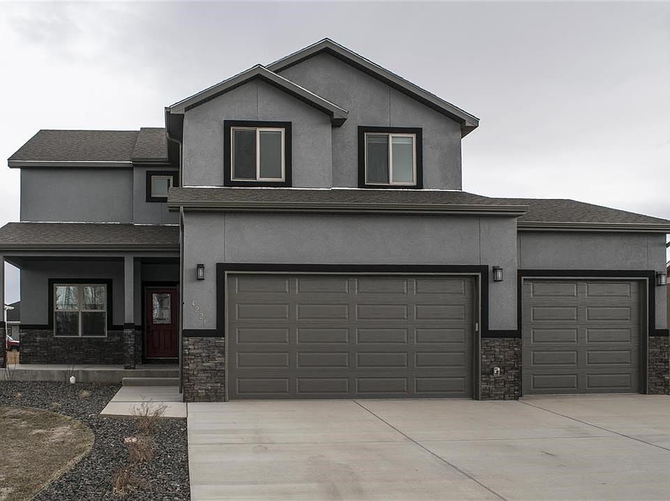 1st image of 4221 Chippewa