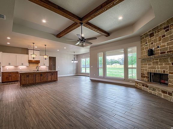 4th image of 116 Hondo Ridge Dr