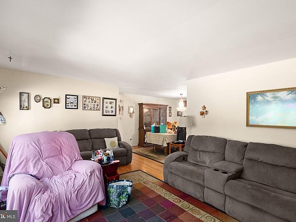 5th image of 3427 Walnut Rd