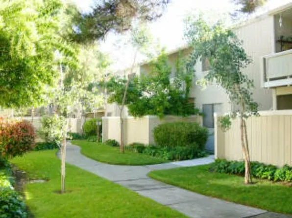 966 Kiely Blvd, Santa Clara, CA 95051