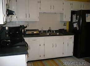 3rd image of 39 Camrose Grn
