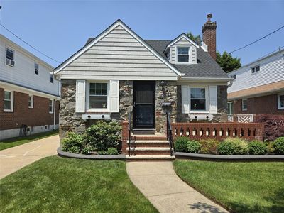 29 Irving Street, Valley Stream, NY, 11580