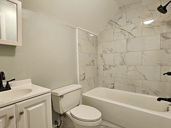 4th image of 128 Plymouth St #3C