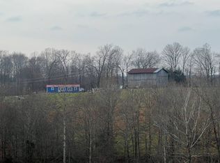 1383 Hogback Rd, Albany, KY 42602