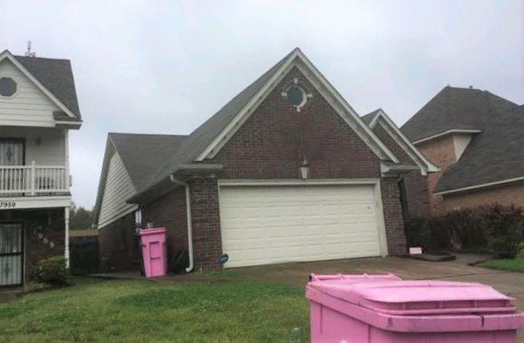 2nd image of 7967 Chesterfield Dr S