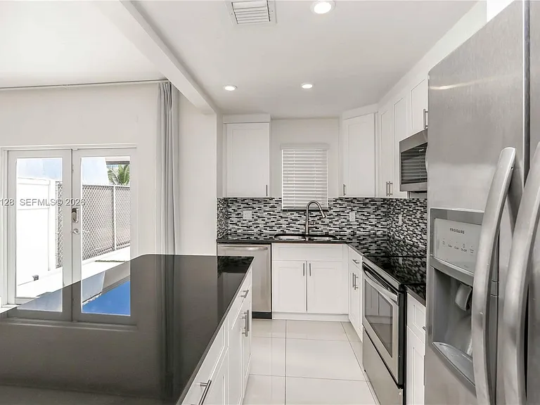 26181 SW 135th Ct — Photo 12