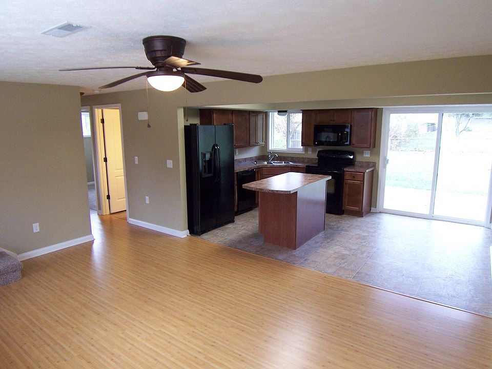 2nd image of 4873 Rittenhouse Dr
