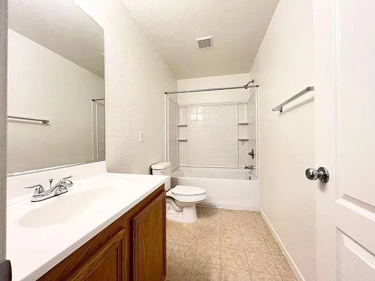 11143 Ranch Valley St — Photo 20