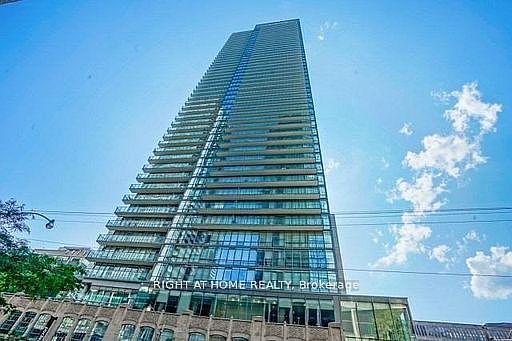 1st image of 832 Bay St #902
