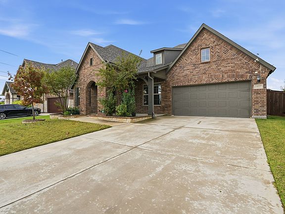 2nd image of 10037 Lakemont Dr