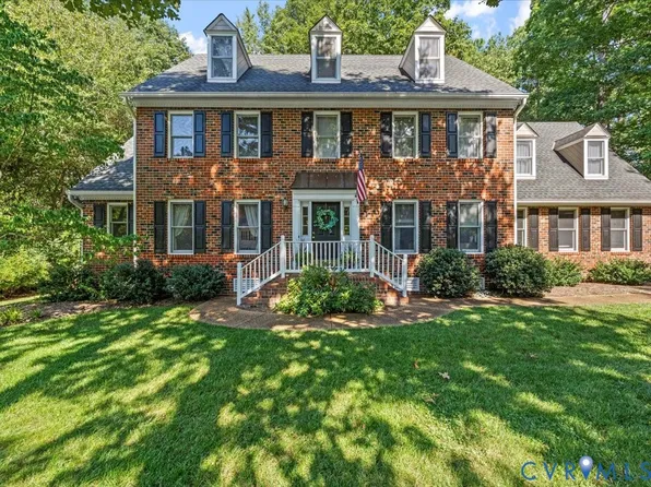 5804 Maple Brook Dr, Midlothian, VA 23112