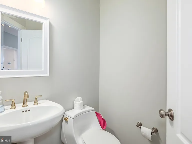 9304 Wildoak Dr — Photo 17
