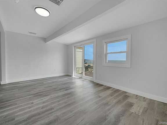 5th image of 512 Minnieford Ave House 508