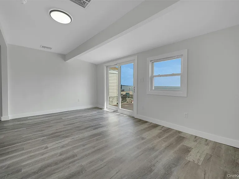 512 Minnieford Ave #508 — Photo 5