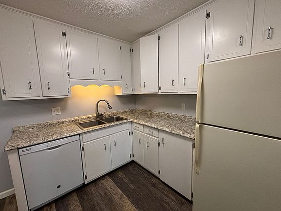 3rd image of 4123 W 22nd St APT A