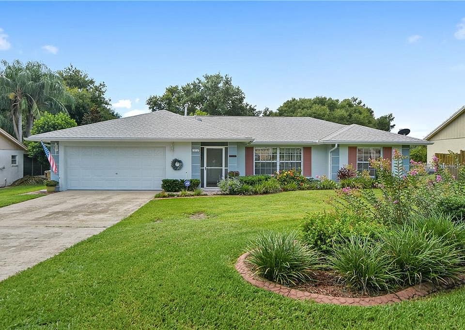 1st image of 15712 Hidden Lake Cir
