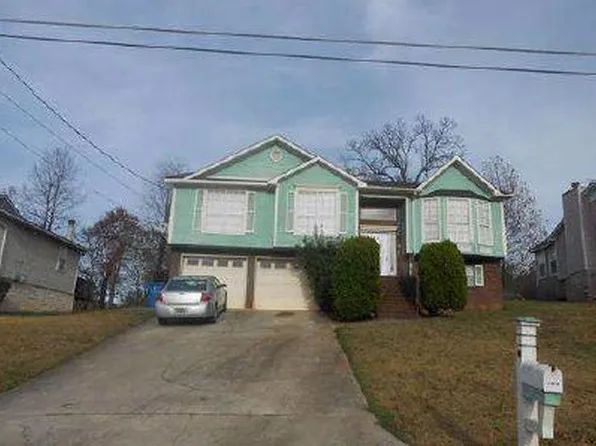 1160 Red Oak Cir, Fairfield, AL 35064