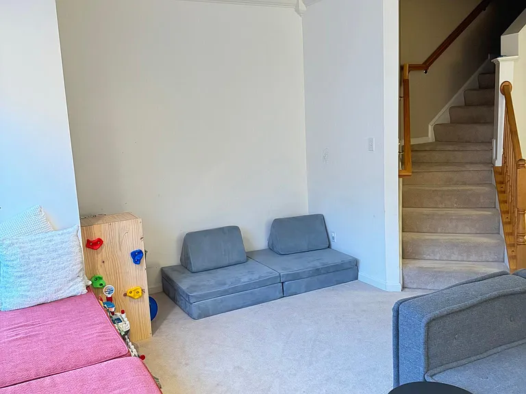 915 Tanglewood Dr — Photo 11