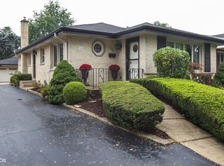 366 N Adele St, Elmhurst, IL