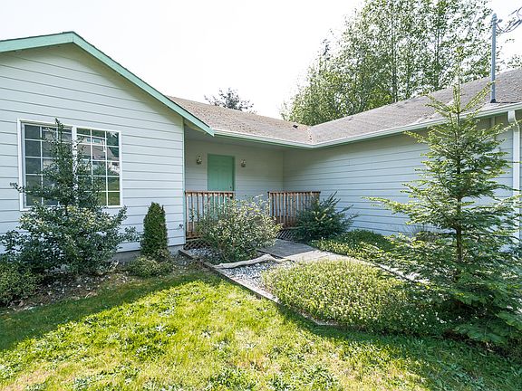 2nd image of 1050 Halsey Dr