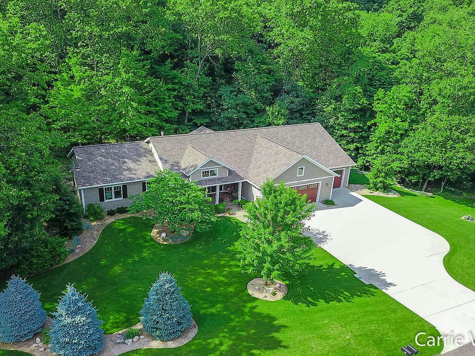 1st image of 4671 Plateau View Dr NE