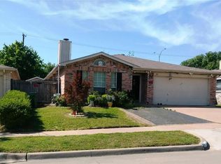 732 Charles City Dr, Arlington, TX 76018